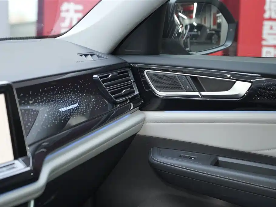 Volkswagen Teramont 2023 Facelift 380TSI AWD Prestige Luxury фото 17