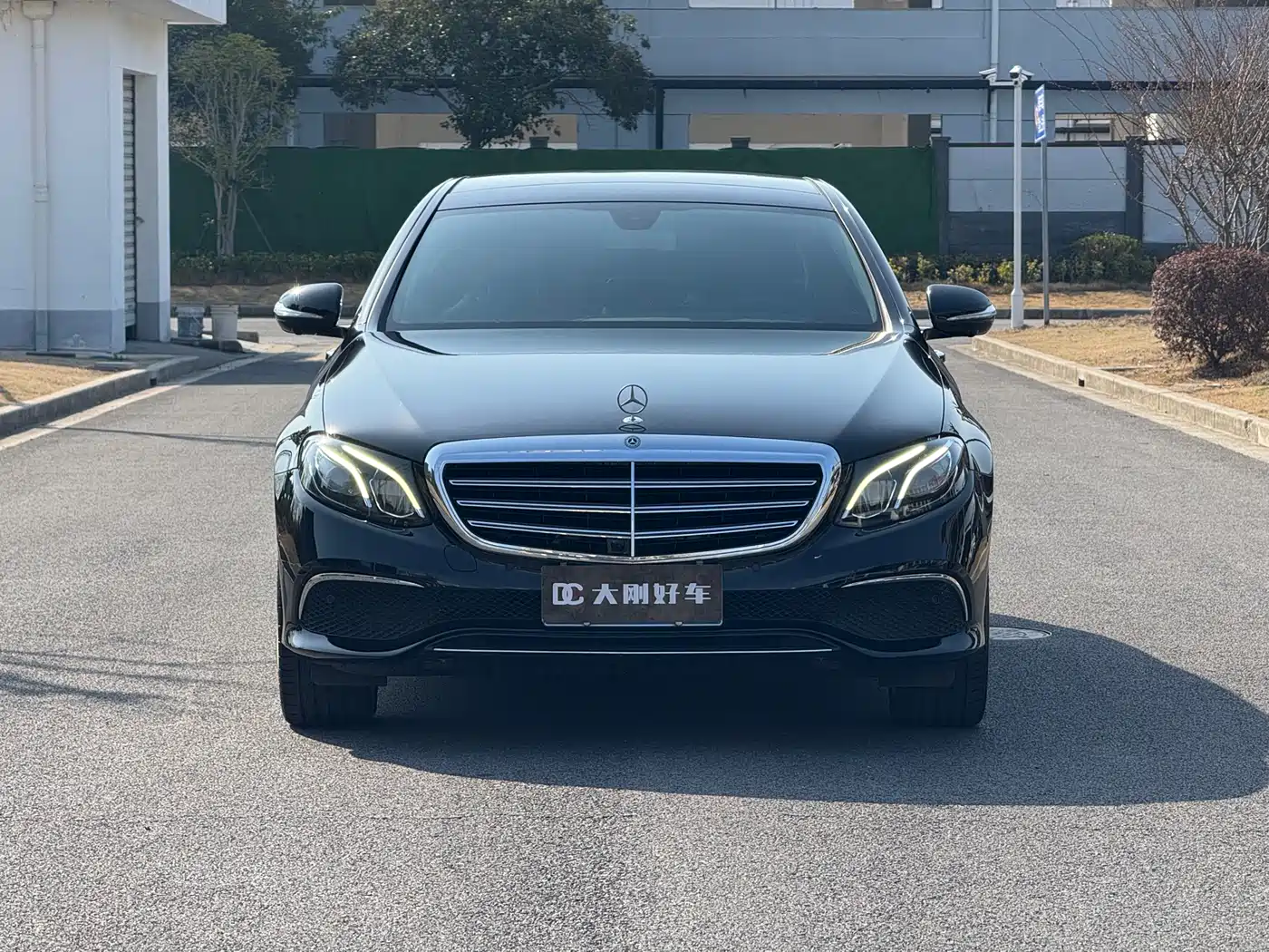 Mercedes-Benz E-Class 2019 Facelift E 300 L Sport Luxury фото 2