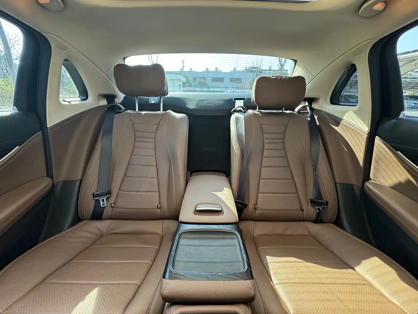 Mercedes-Benz E-Class 2019 Facelift E 300 L Sport Luxury фото 22