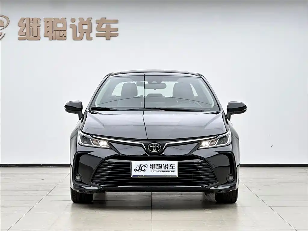 Toyota Corolla 2021 1.2T S-CVT Luxury Edition фото 2