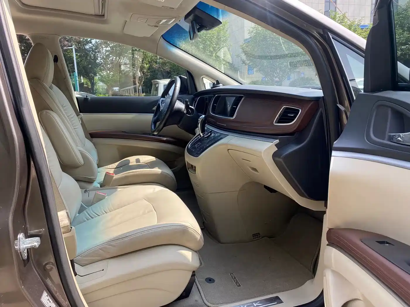 Buick GL8 2017 25S Premium Model China V фото 10