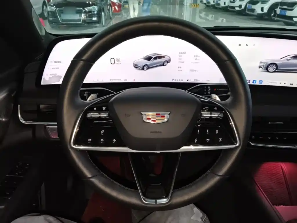 Фото 11 - Cadillac CT6