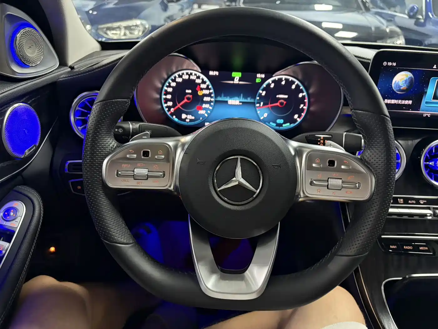 Photo 9 - Mercedes-Benz C-Class