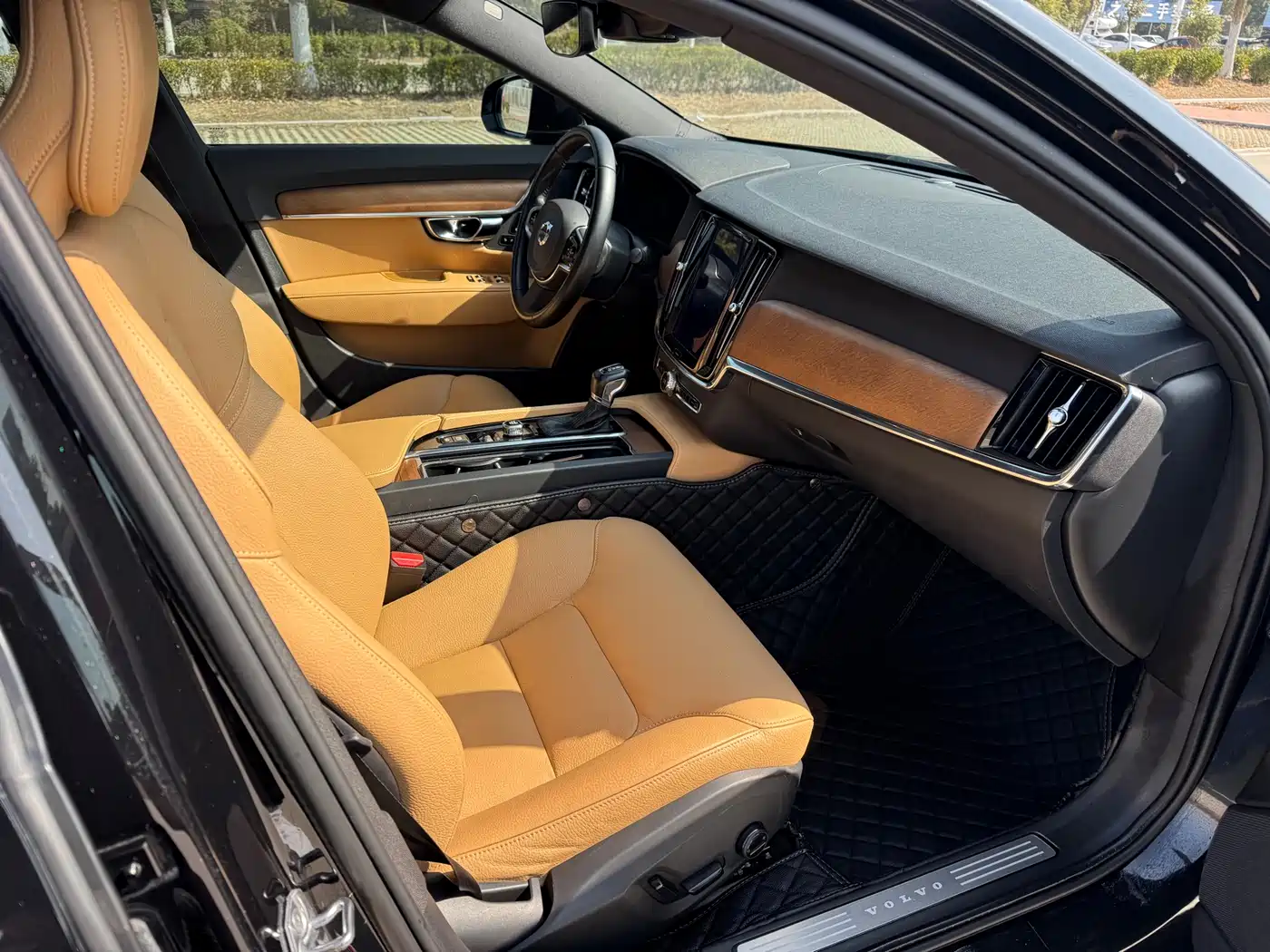 Volvo S90 2020 T5 Momentum Luxury Edition фото 13
