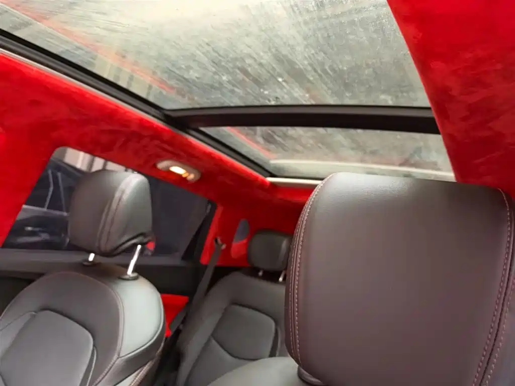 Chevrolet Volando 2018 Redline 530T Auto Premium Edition (5+2 seater) China V фото 18