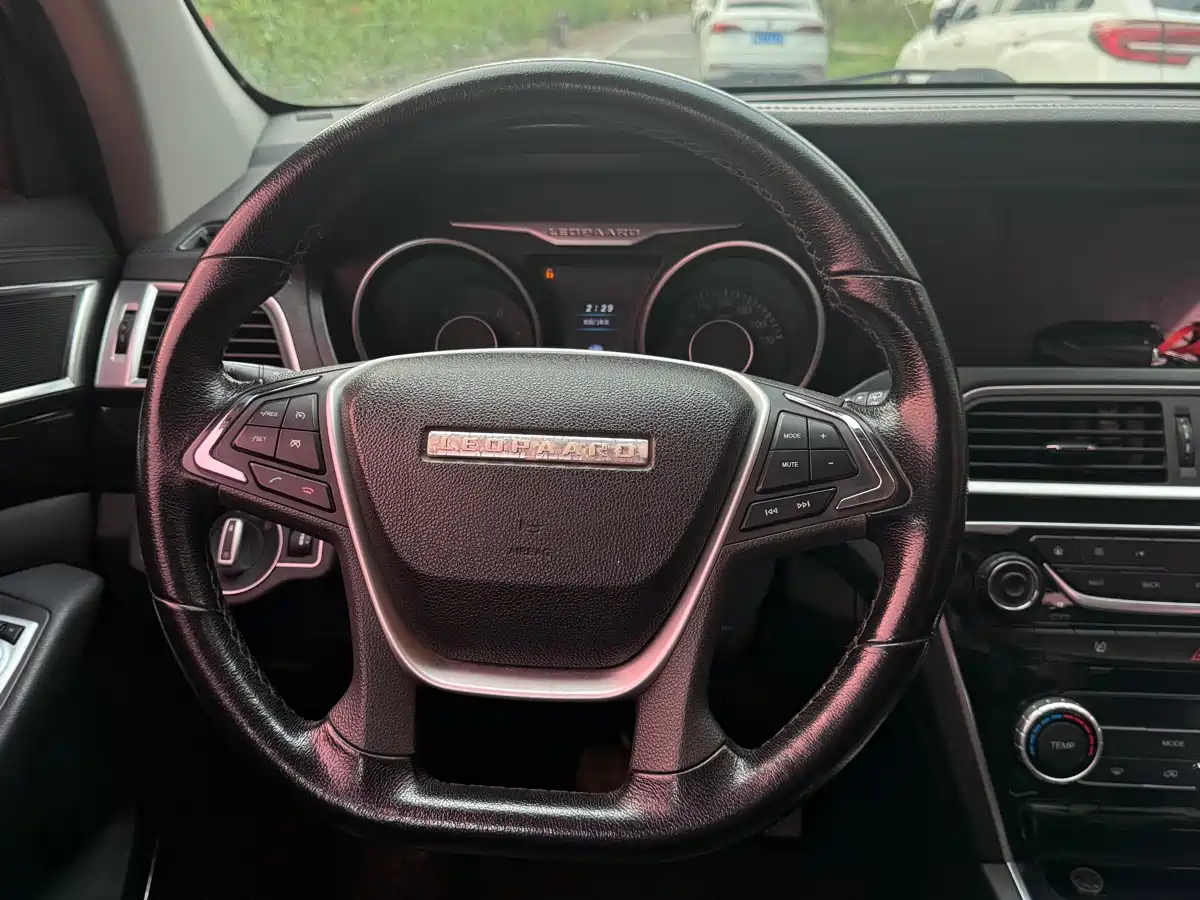 Leopaard CS10 2017 2017 Model 2.0T Automatic Urban Edition