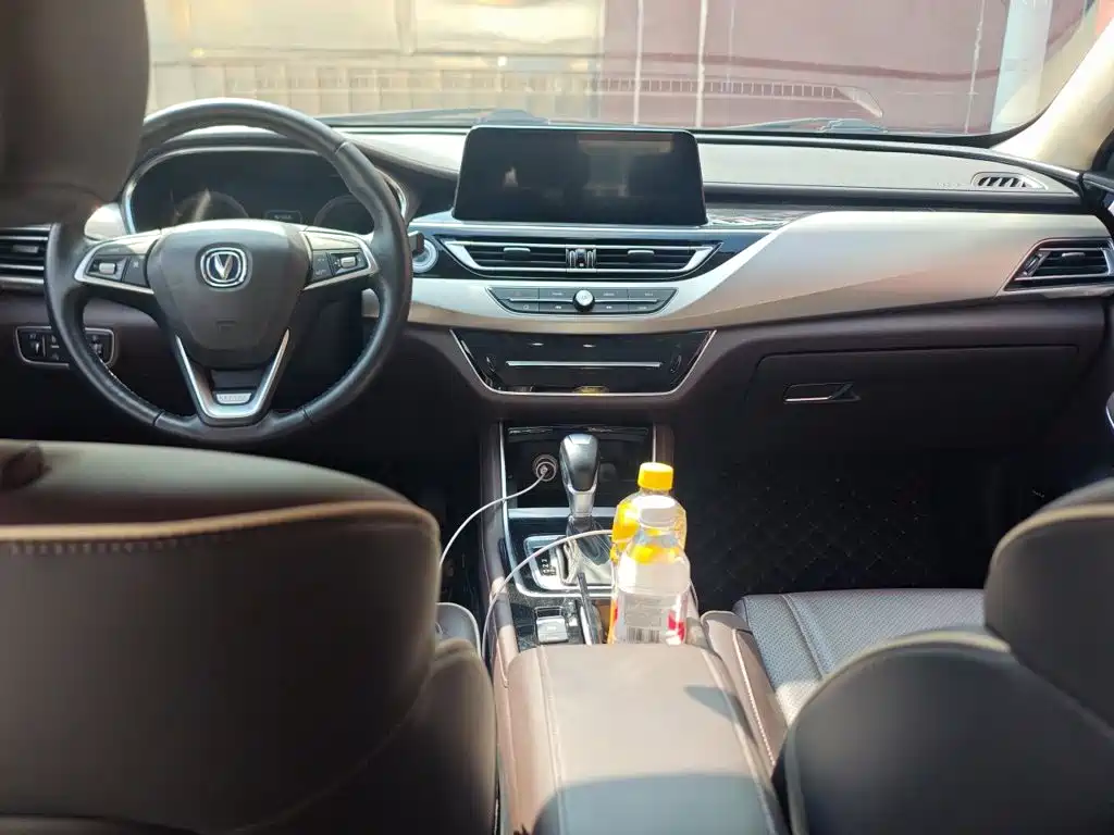 Changan Raeton CC 2019 2019 1.5T Automatic Luxury Radiance Edition China VI