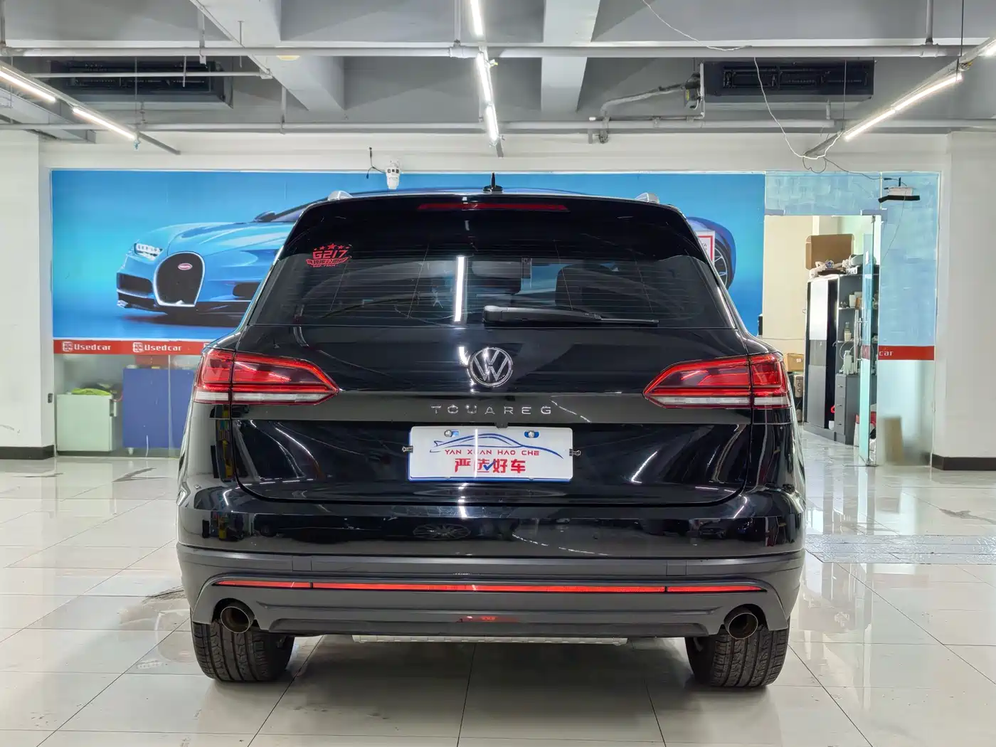 VOLKSWAGEN TOUAREG