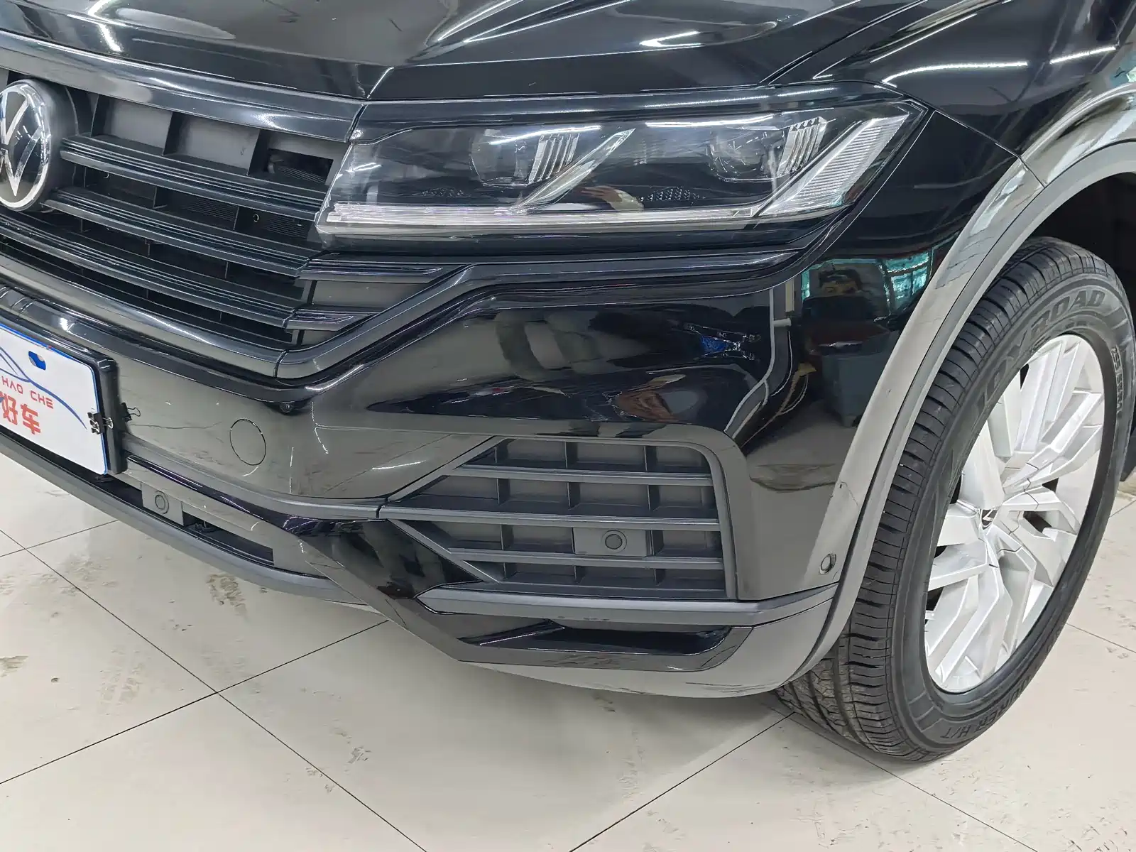 Фото 10 - Volkswagen Touareg