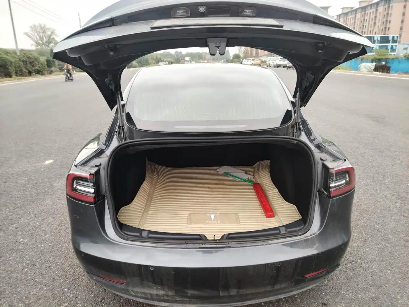 Tesla Model 3 2020 2019 Standard Range Rear-Wheel Drive Upgrade