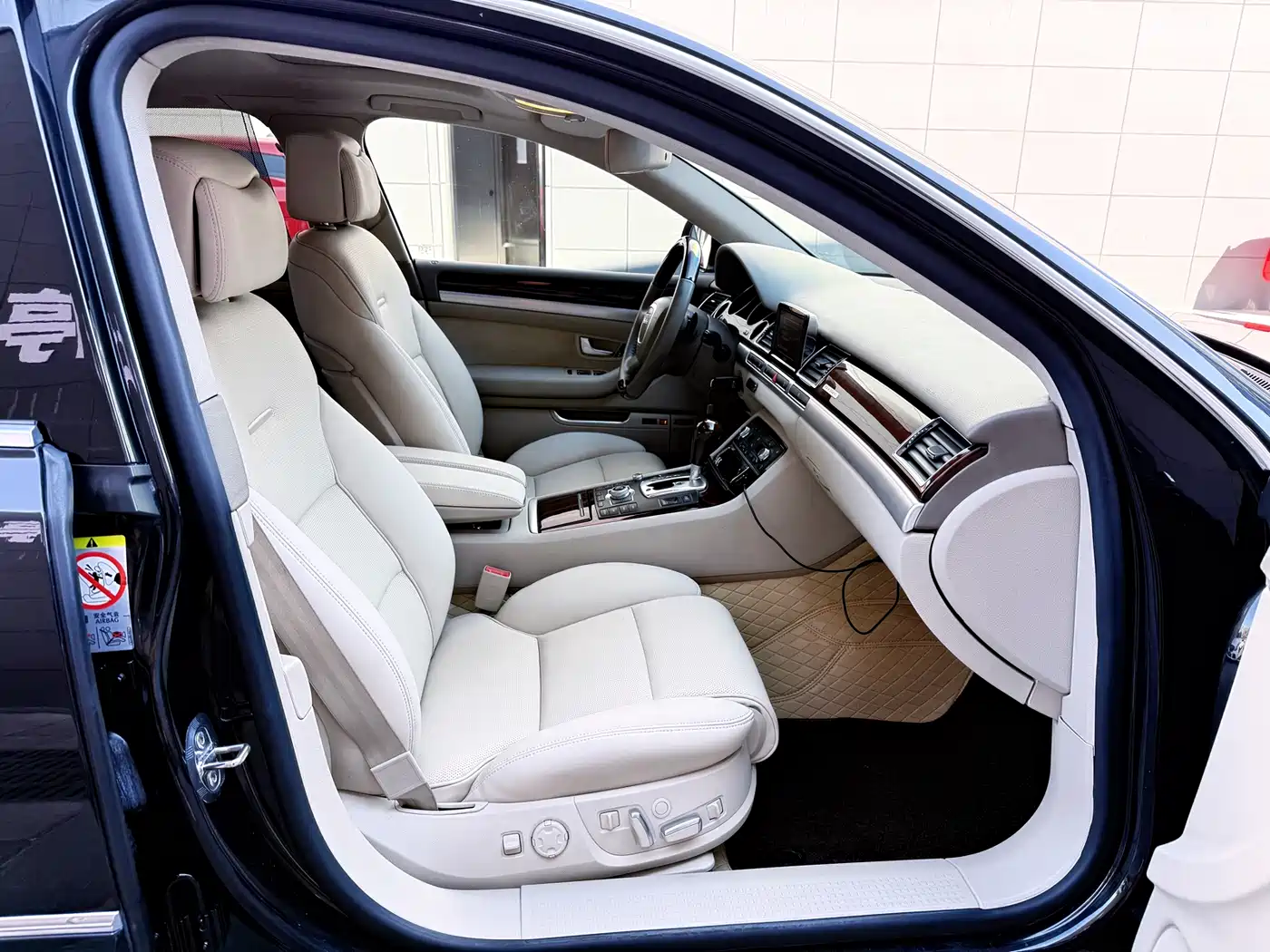Audi A8 2008 A8L 4.2 FSI Prestige фото 35