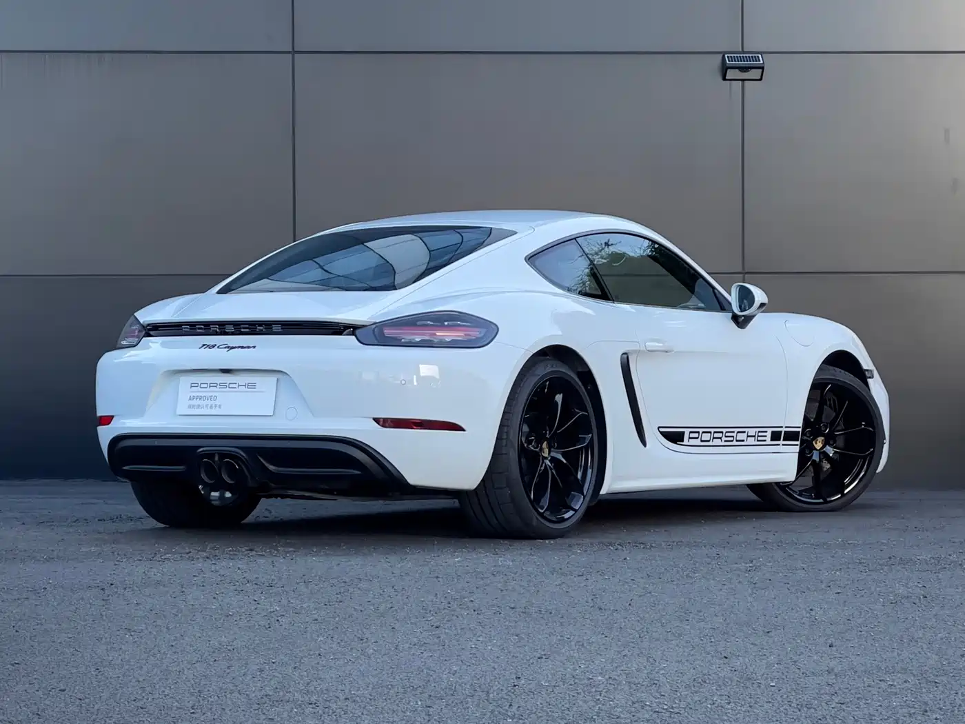 2025 Porsche 718