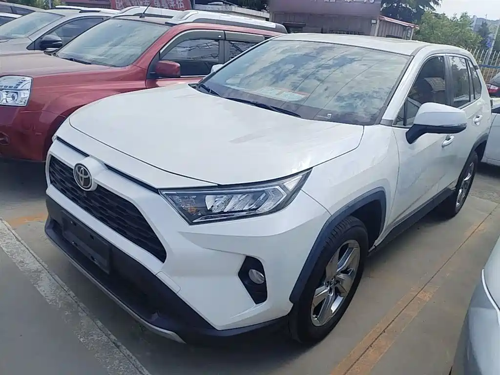 Toyota RAV4 Rongfang 2020 2.0L CVT 2WD Fashion PLUS