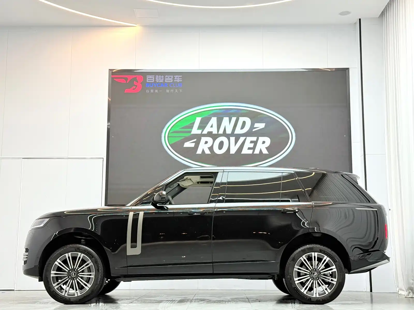 Фото 12 - Land Rover Range Rover