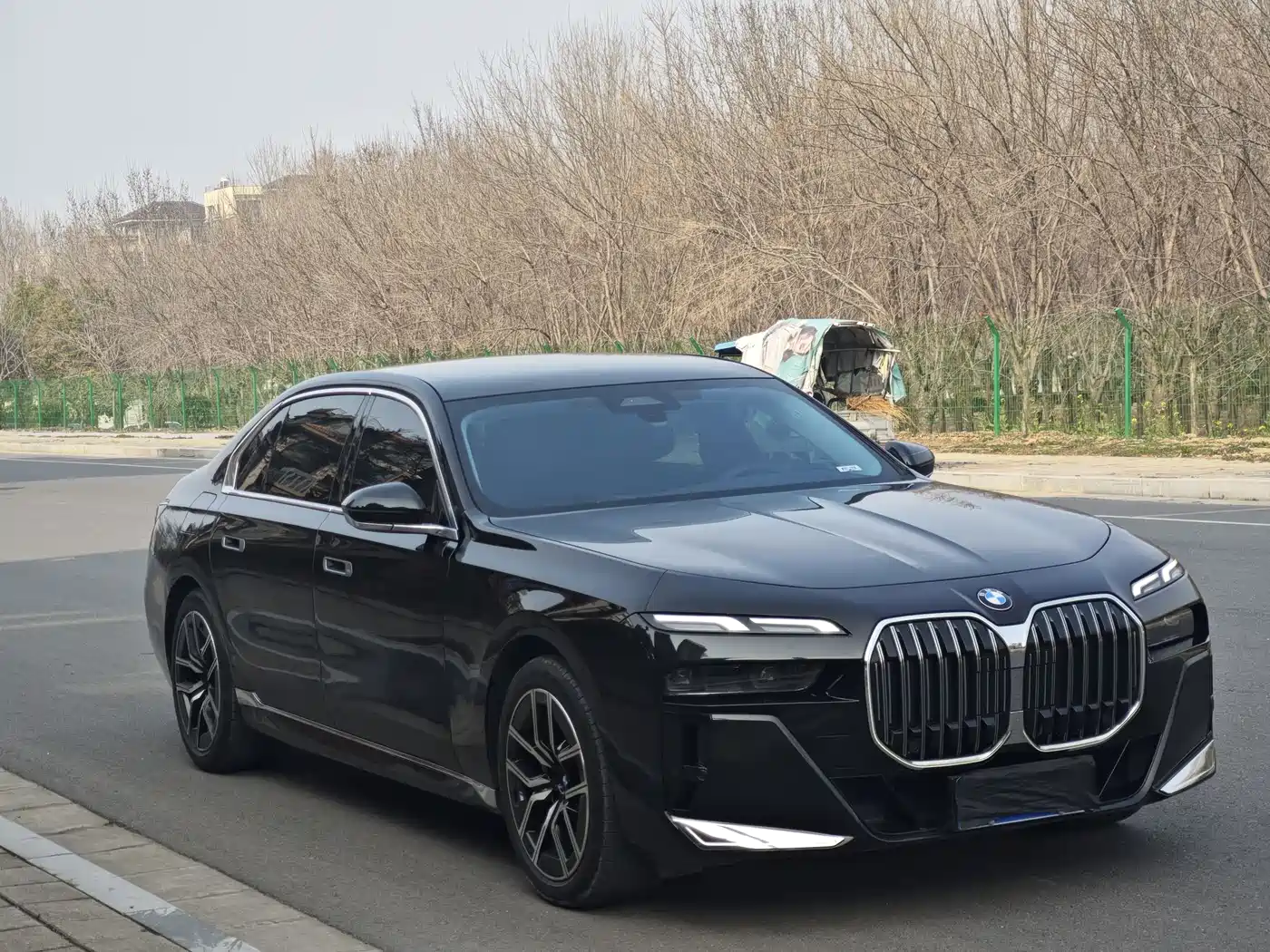BMW 7 Series 2023 Model 735Li M Sport Package фото 3