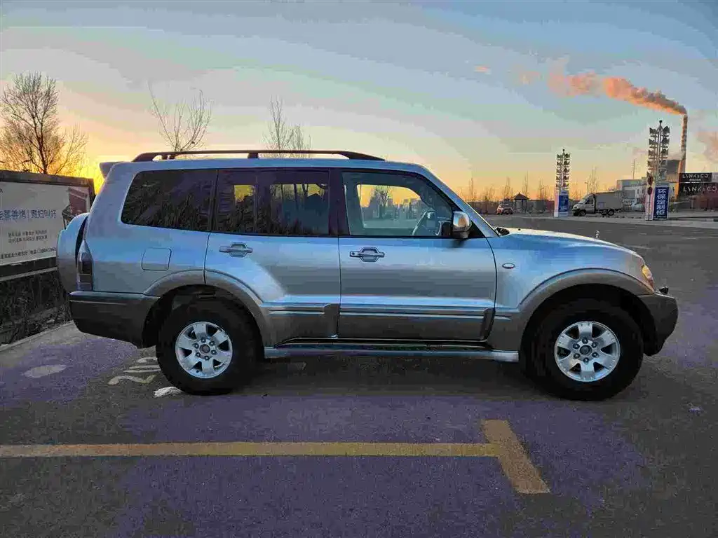 Mitsubishi Pajero 2008 V73 3.0L GLS NAVI фото 20