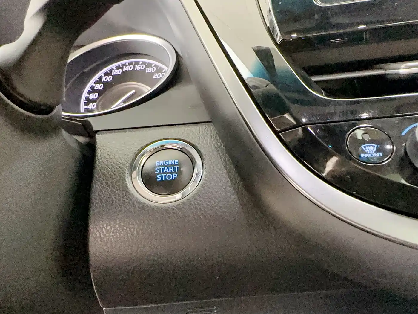 Toyota Camry 2022 2.0GVP Leading Edition фото 16
