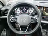 Фото 19 - Volkswagen Touareg