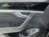 Фото 17 - Volkswagen Touareg