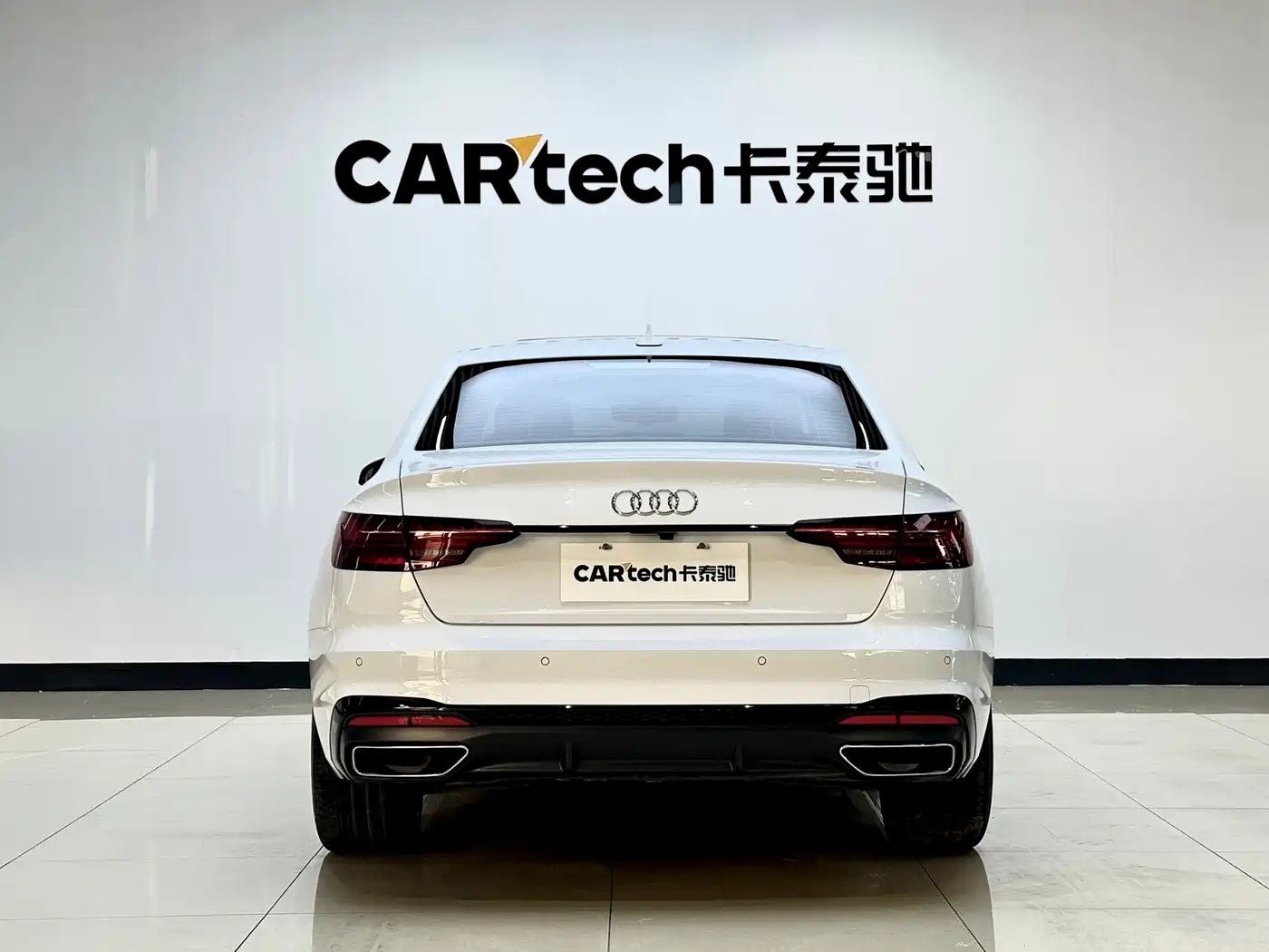 Audi A4L 2025 2 Million Celebration Edition 40 TFSI Luxury Dynamic фото 4