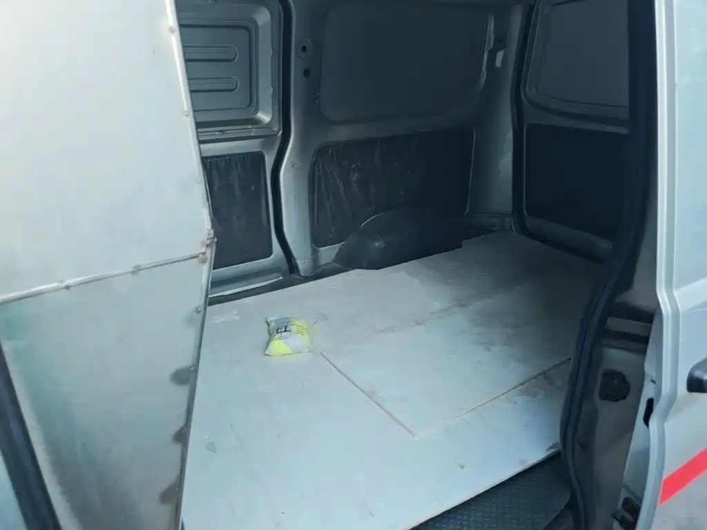 Wuling Motors Wuling Rongguang S 2023 2021 Model 1.2L Basic Enclosed Van 2-Seater LSI