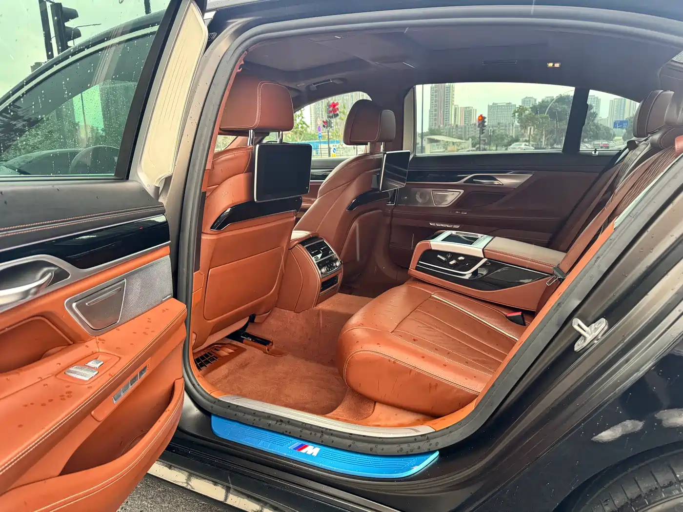 BMW 7 Series 2018 740Li xDrive Premium Type M Sport Package фото 11