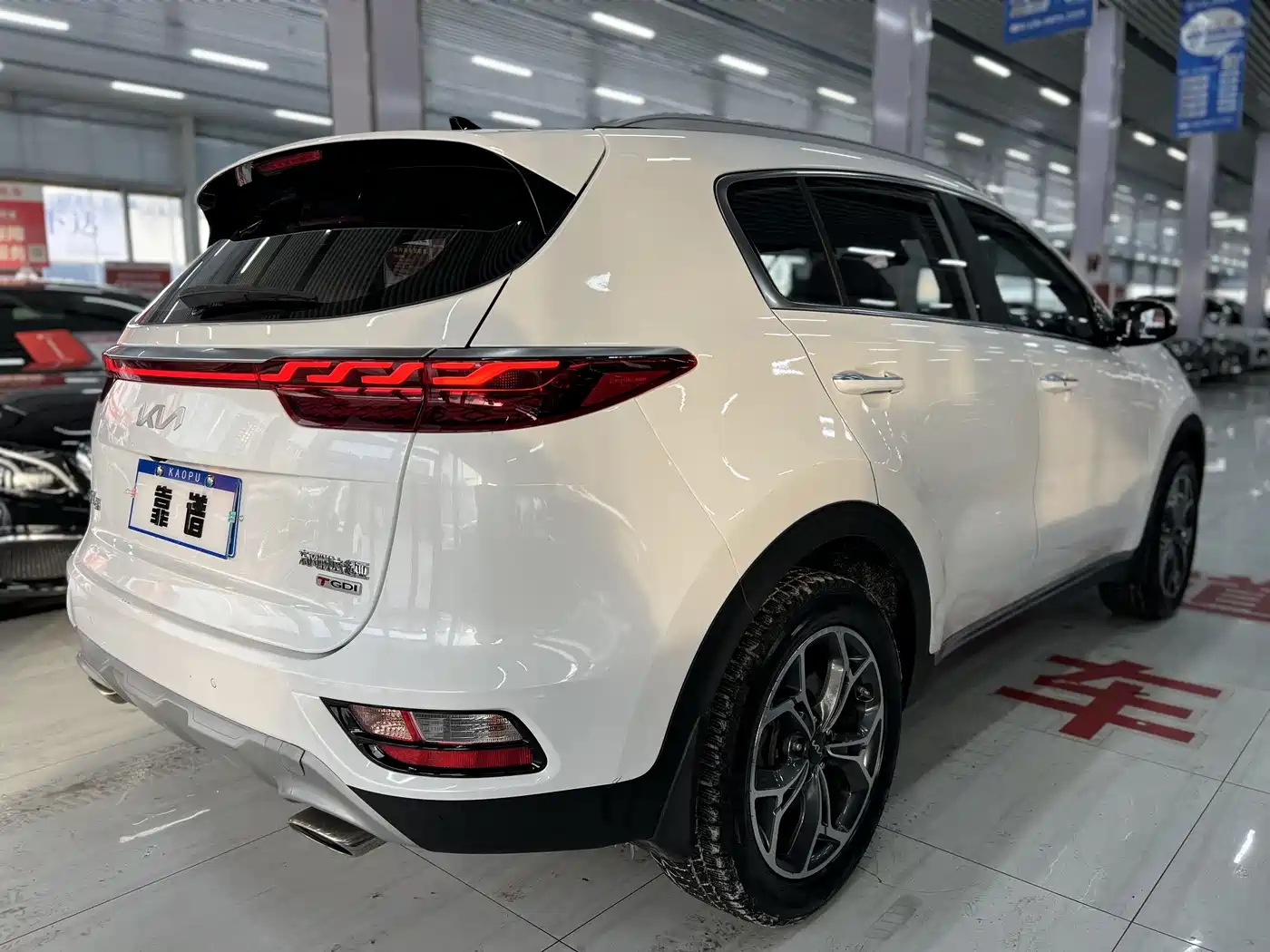 Kia KX5 2021 1.6T Automatic 2WD Luxury Version фото 7