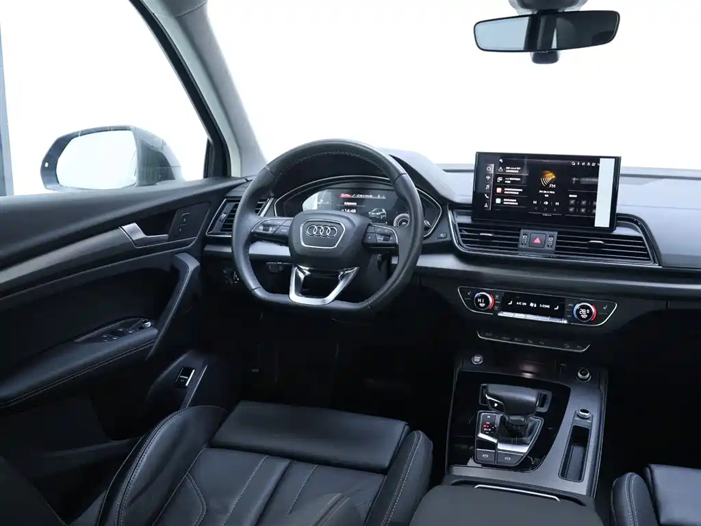Audi Q5L 2022 40T Luxury Dynamic фото 14
