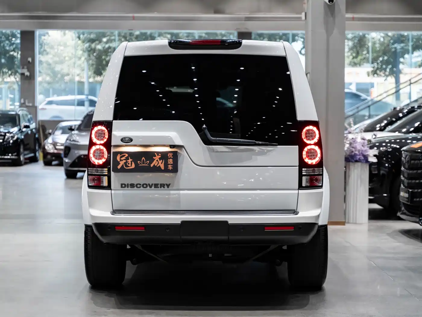 Land Rover Discovery 2016 3.0 SDV6 HSE Diesel фото 6