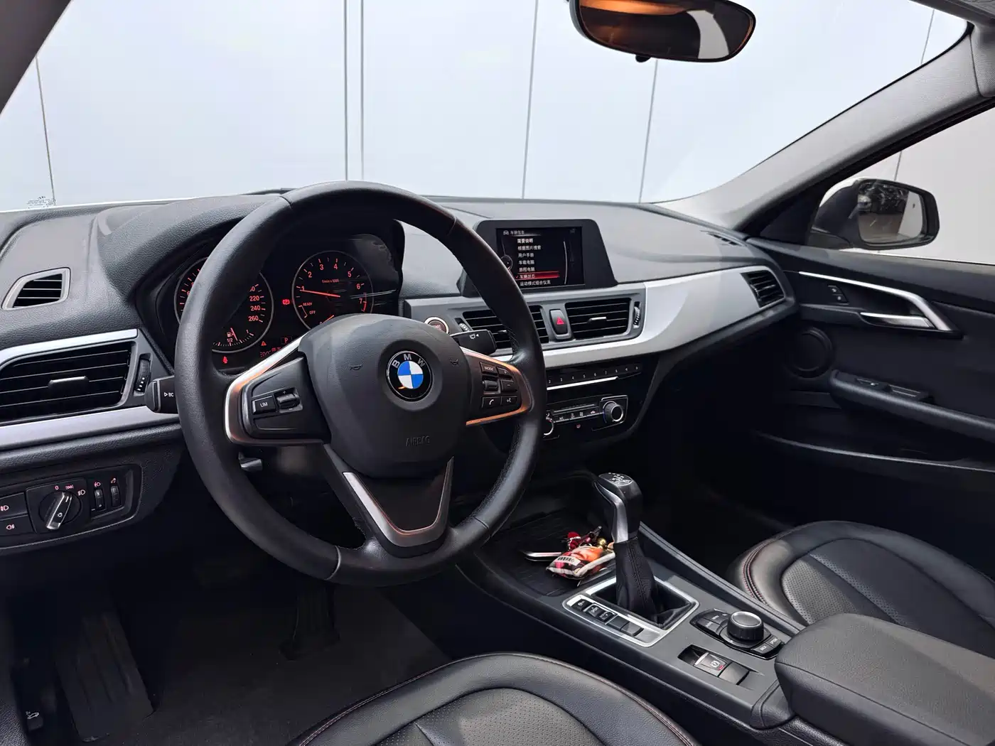BMW 1 Series 2017 118i Fashion фото 16