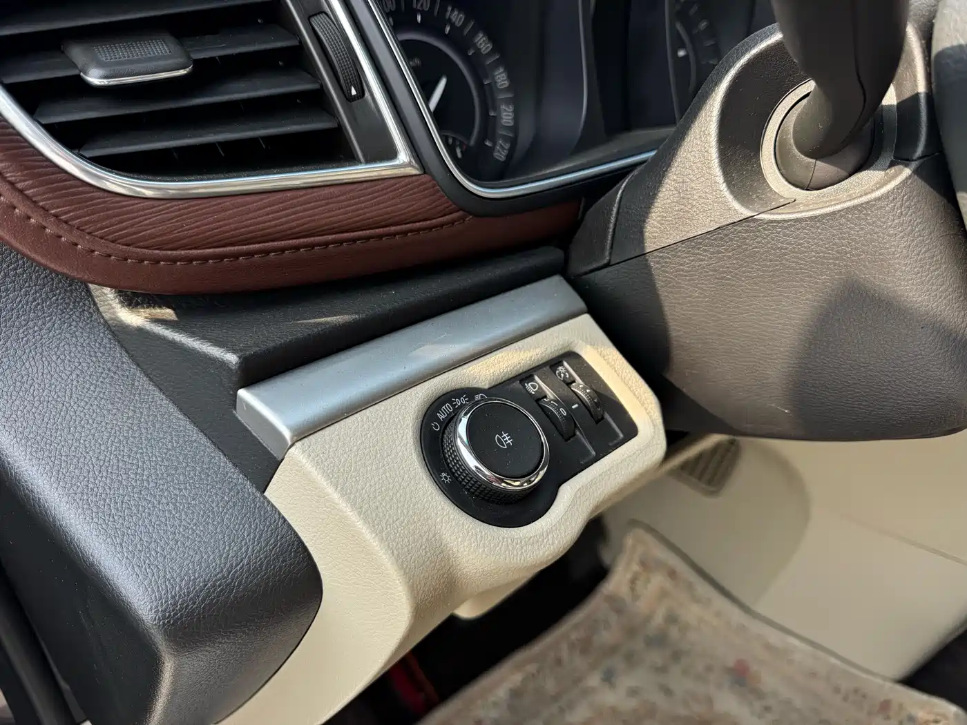 Buick GL8 2017 25S Luxury China V фото 6