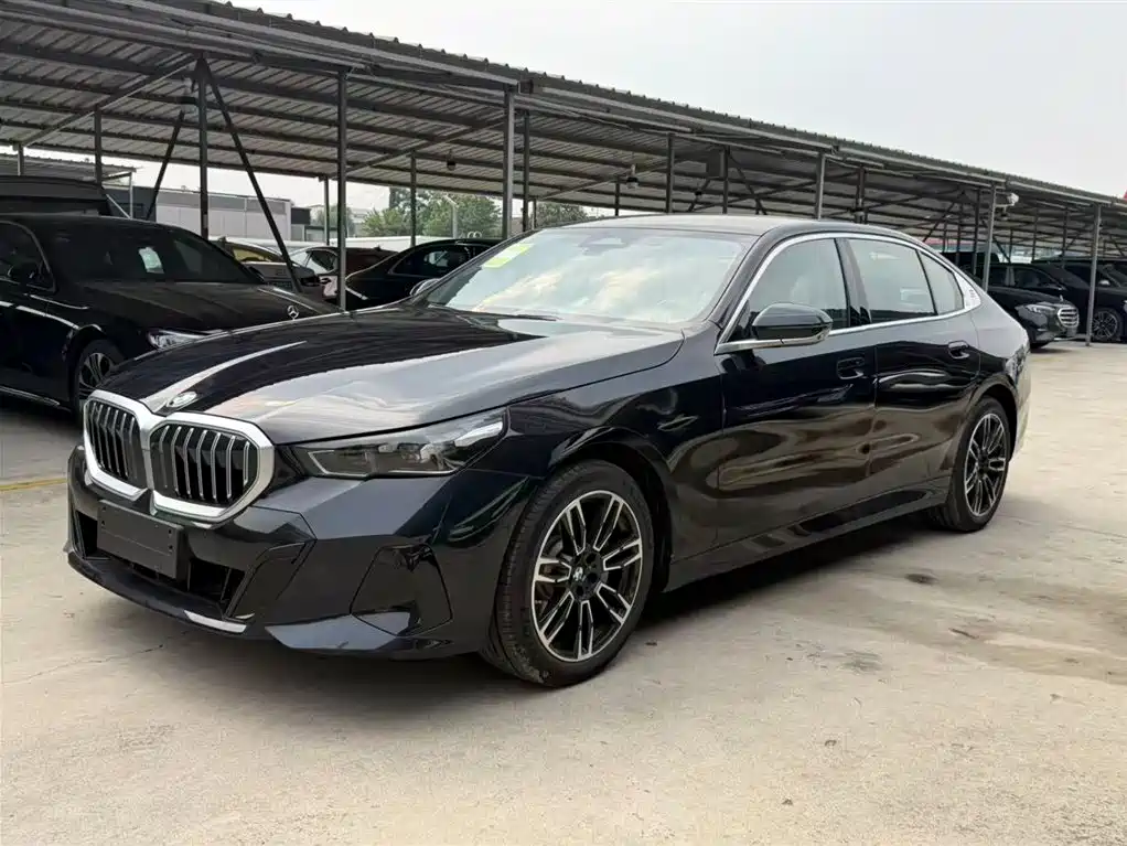 BMW 5 Series 2026 530Li Leading M Sport Package