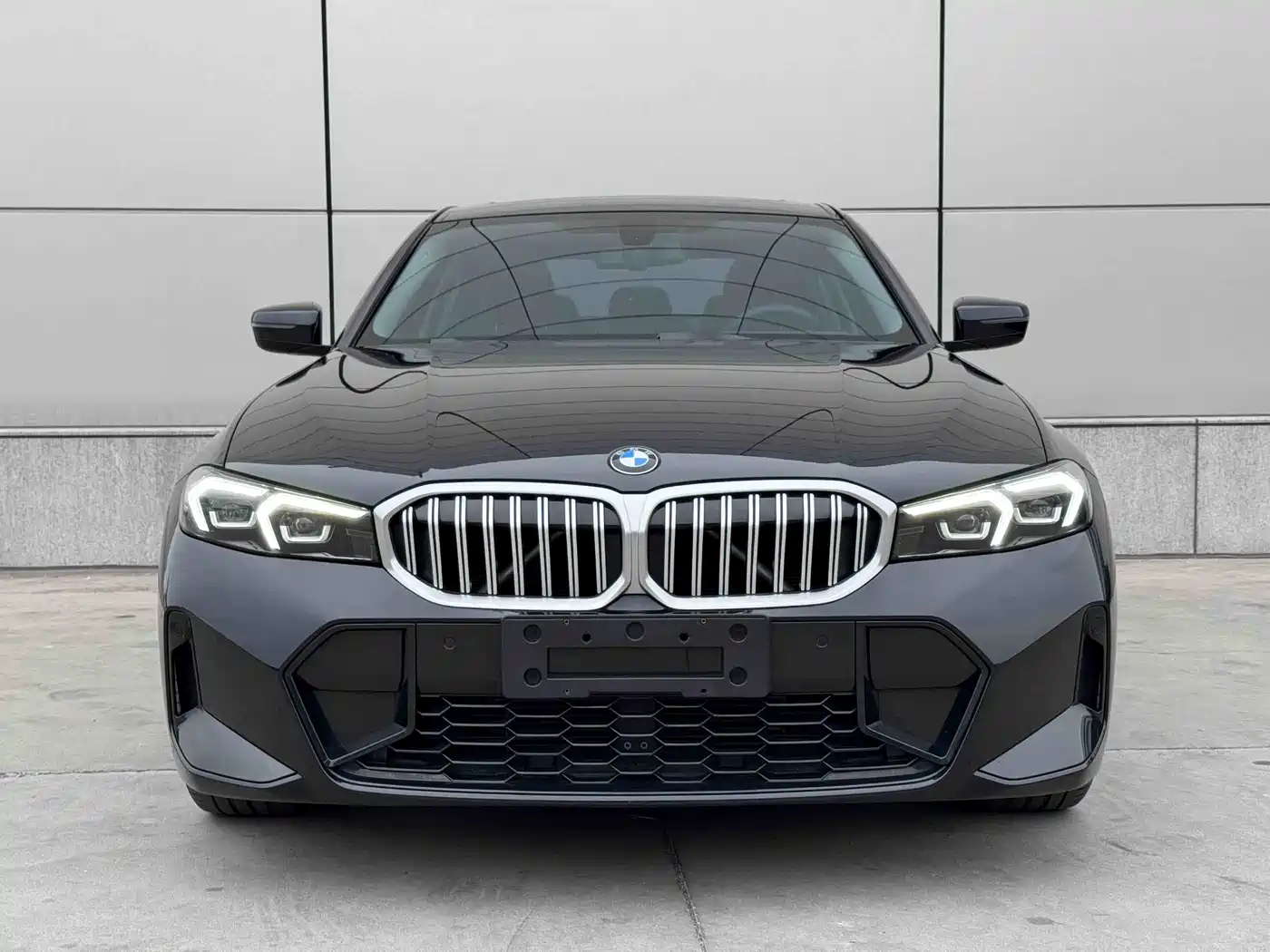 BMW 3 Series 2023 320Li M Sport Package фото 2
