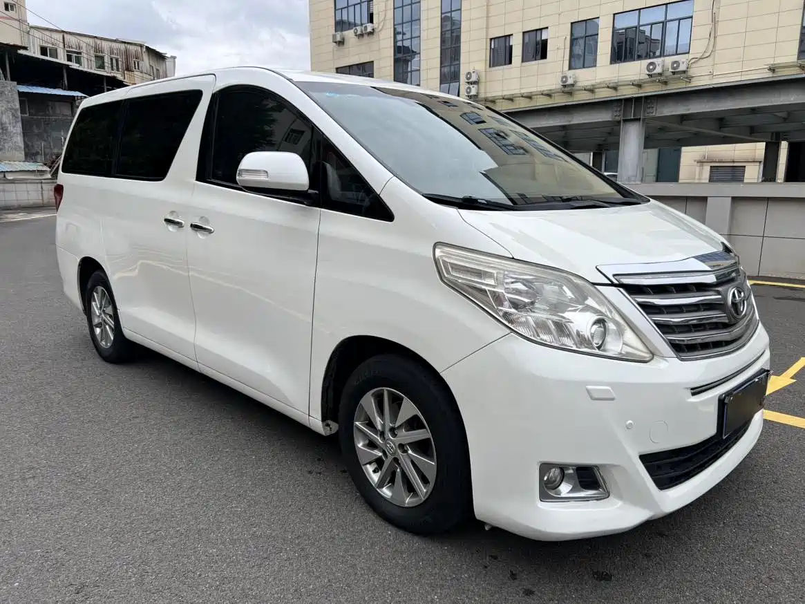 Toyota Alphard 2012 3.5L Luxury Edition фото 8