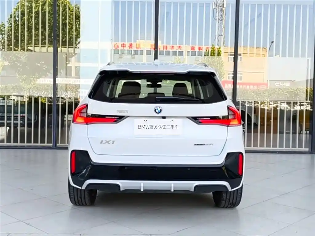 BMW iX1 2025 2025 eDrive25L M Sport Package
