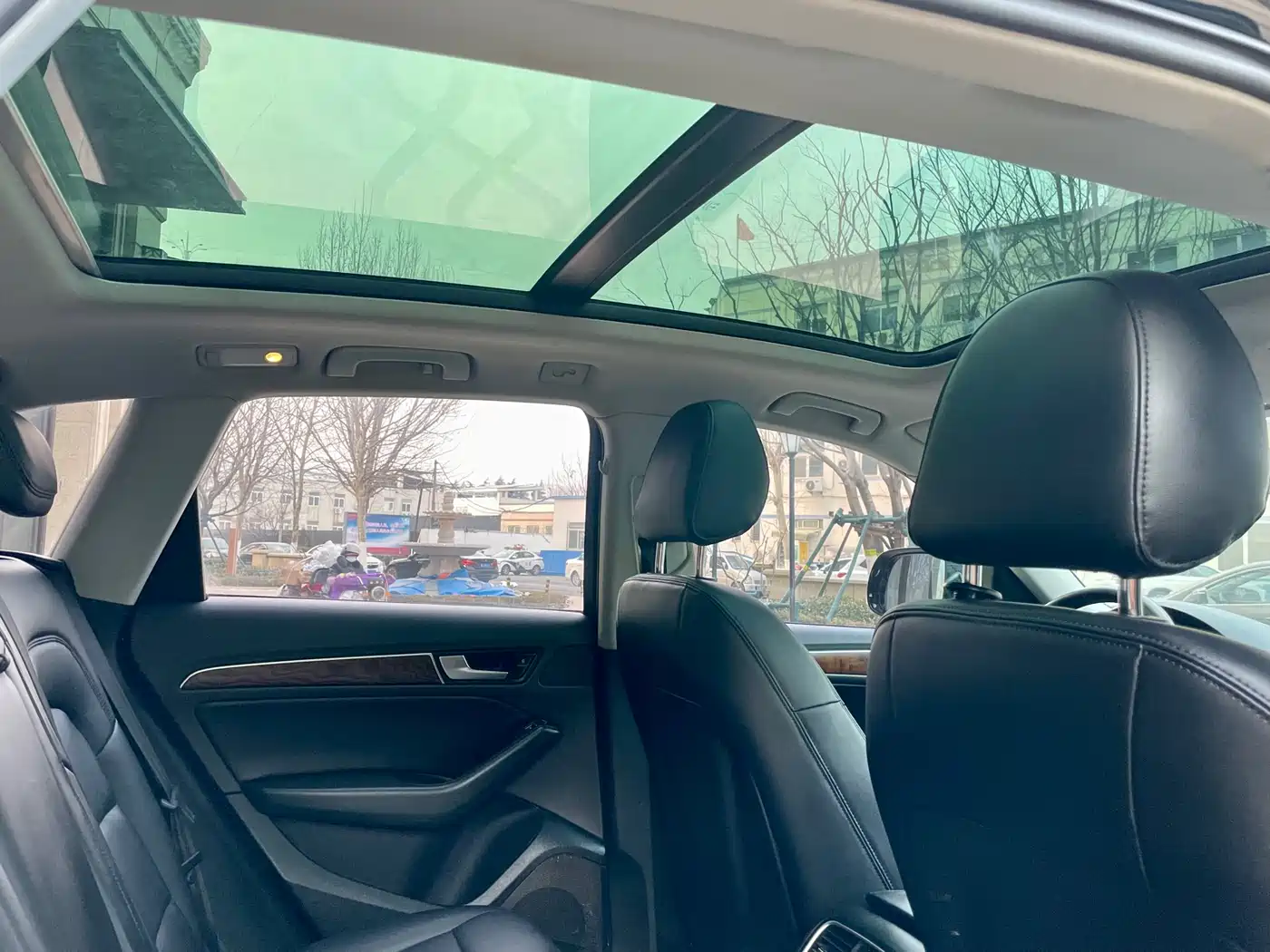 AUDI Q5