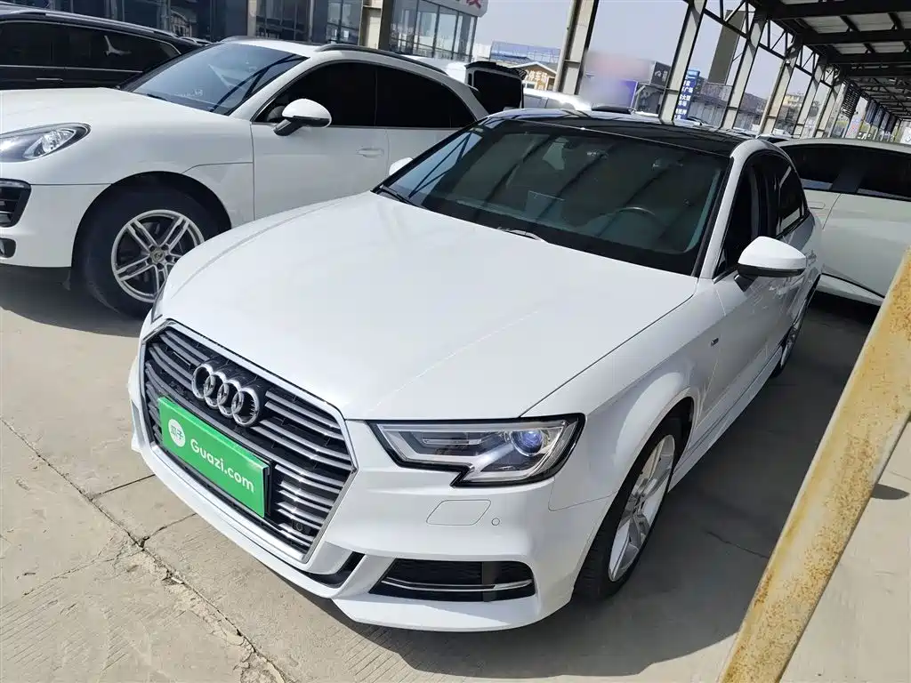 Фото 2 - Audi A3