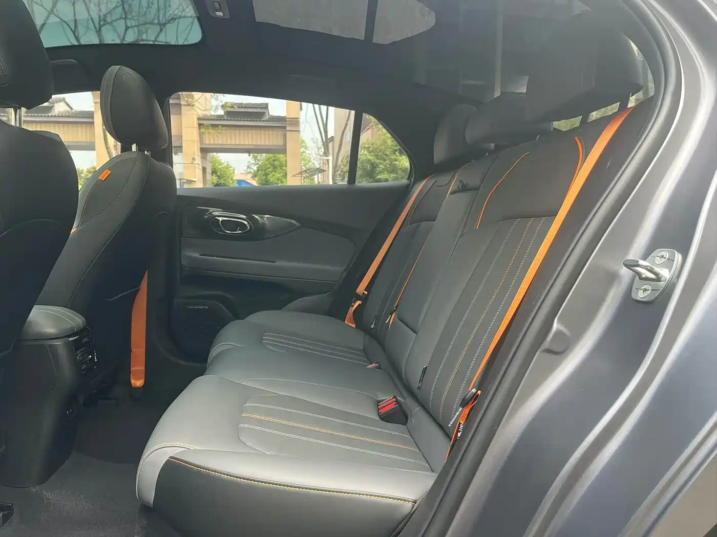 GAC Trumpchi Trumpchi Emkoo 2022 270T DCT J16 R-style Track Edition фото 8