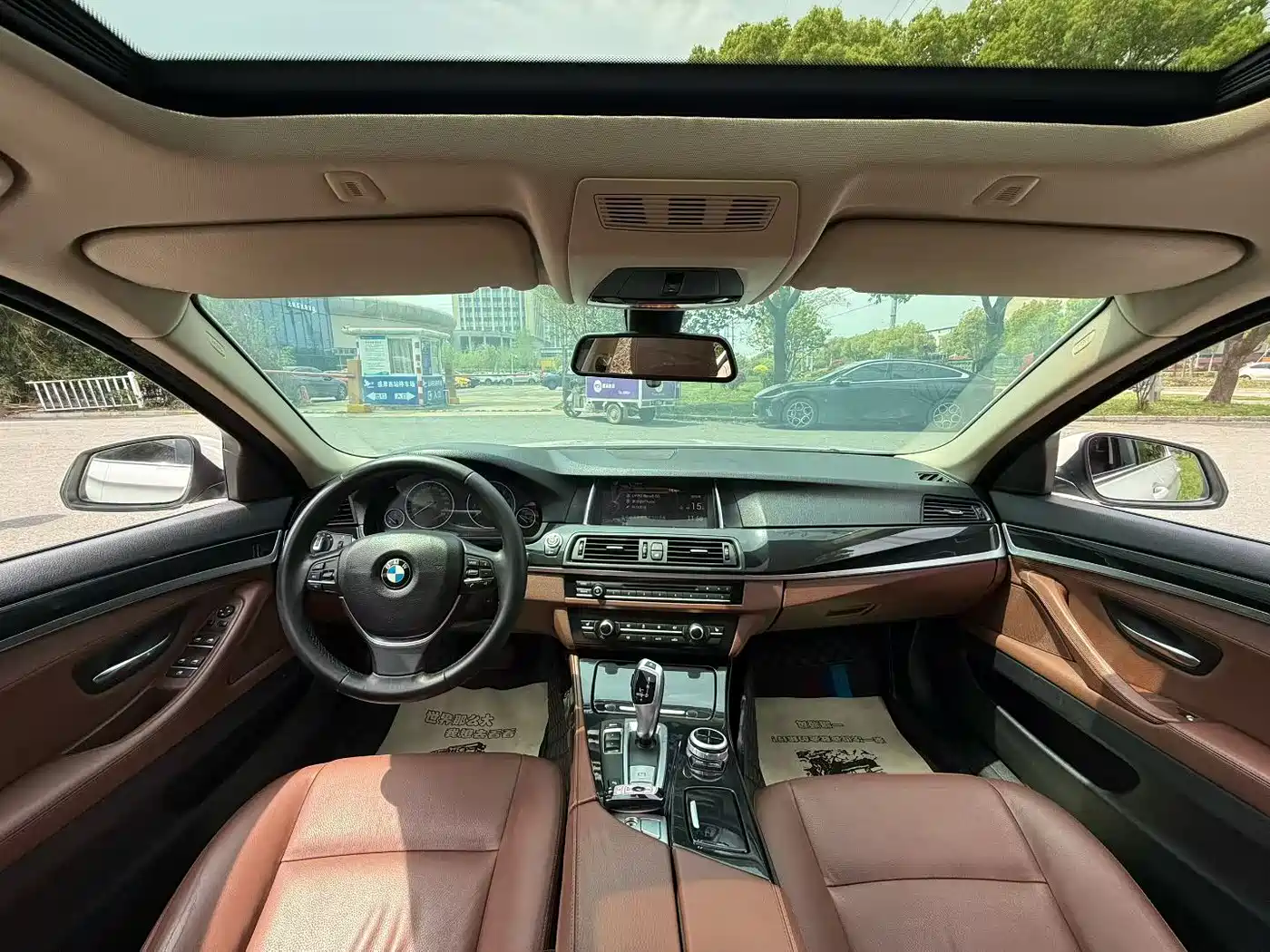 BMW 5 Series 2017 520Li Classic Edition фото 5