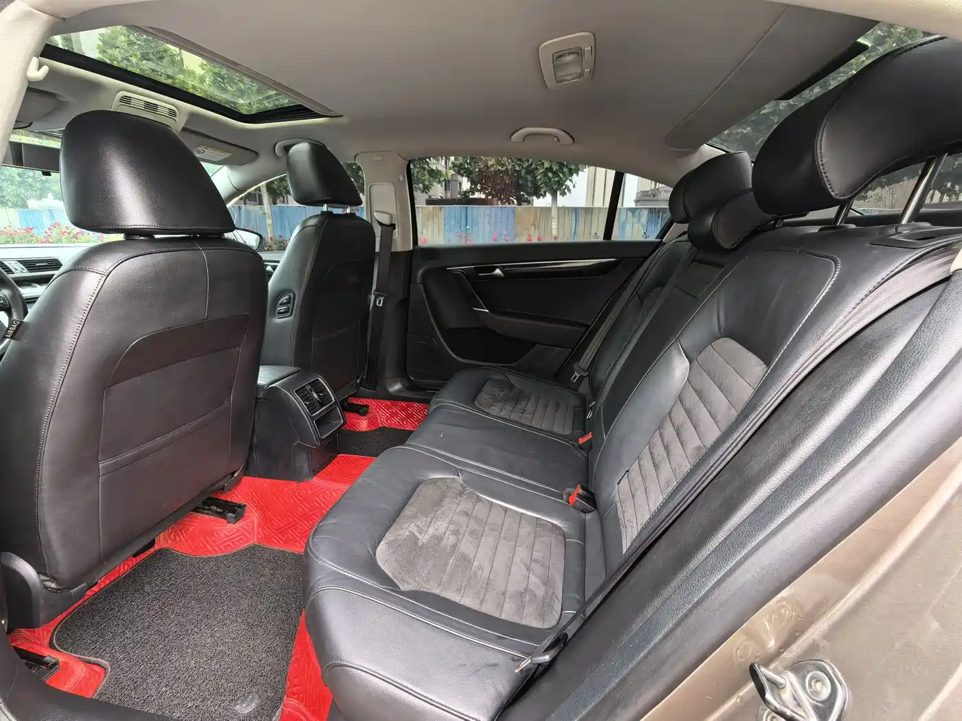 Volkswagen Magotan 2015 1.8TSI Luxury фото 12
