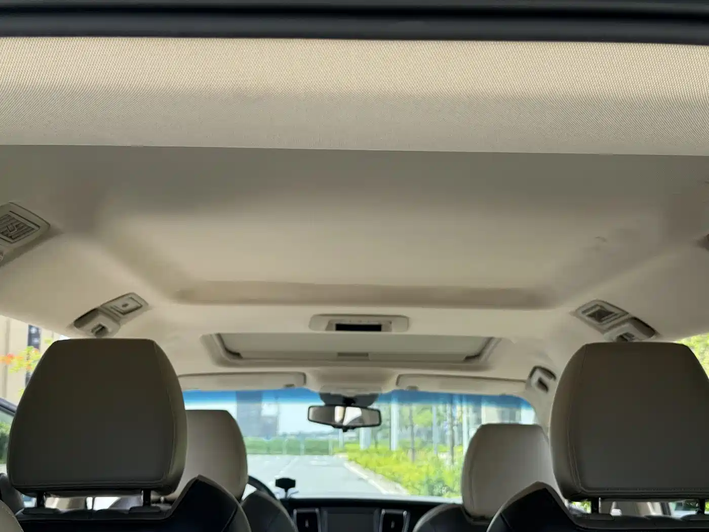 Buick GL8 2011 3.0L GT Luxury Business Elegance Edition фото 25