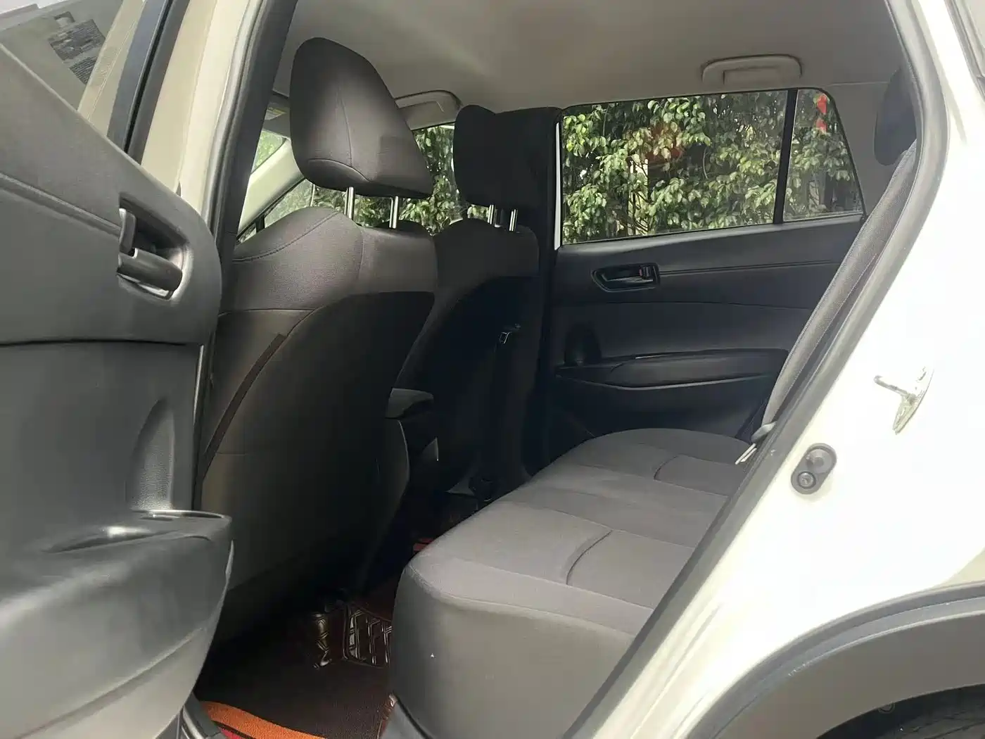 Toyota Corolla Cross 2023 2.0L Pioneer Edition фото 8