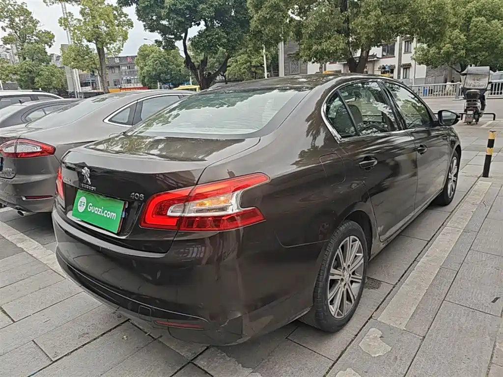 Peugeot 408 2014 1.8L Automatic Luxury Edition фото 7