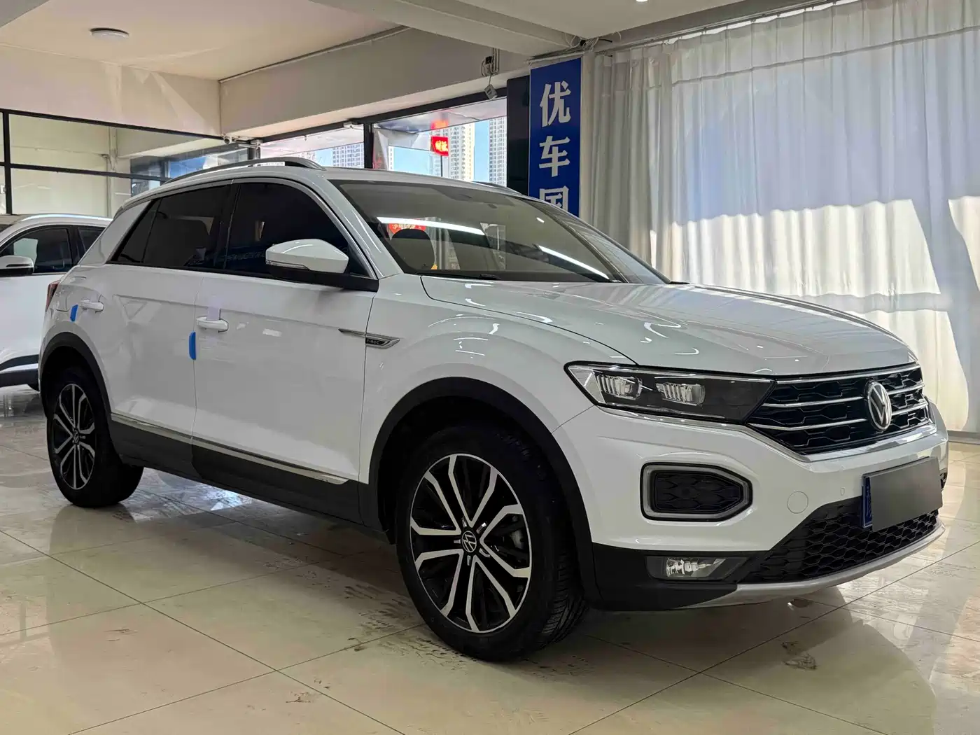 Volkswagen T-ROC 2022 280TSI DSG 2WD Comfort PLUS фото 3