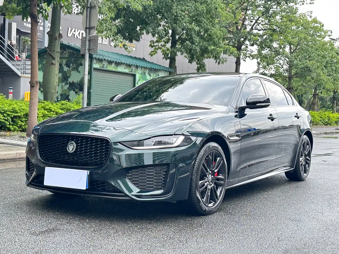Jaguar XEL 2025 2025 2.0T 250PS R-DYNAMIC 90th Anniversary Edition