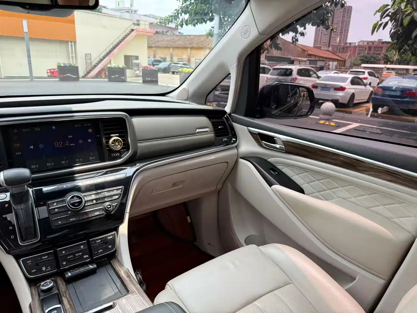 GAC Trumpchi Trumpchi M8 2018 320T Flagship Edition фото 10