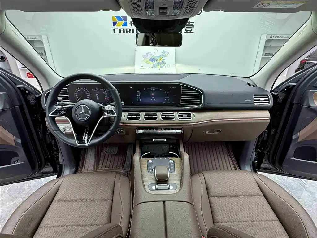 Mercedes-Benz GLE 2024 GLE 450 4MATIC Fashion фото 9