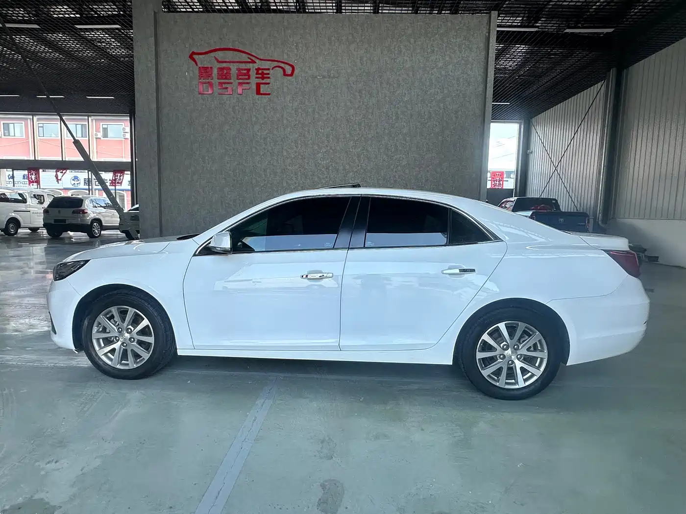 Chevrolet Malibu 2018 530T Automatic Luxury Edition фото 4