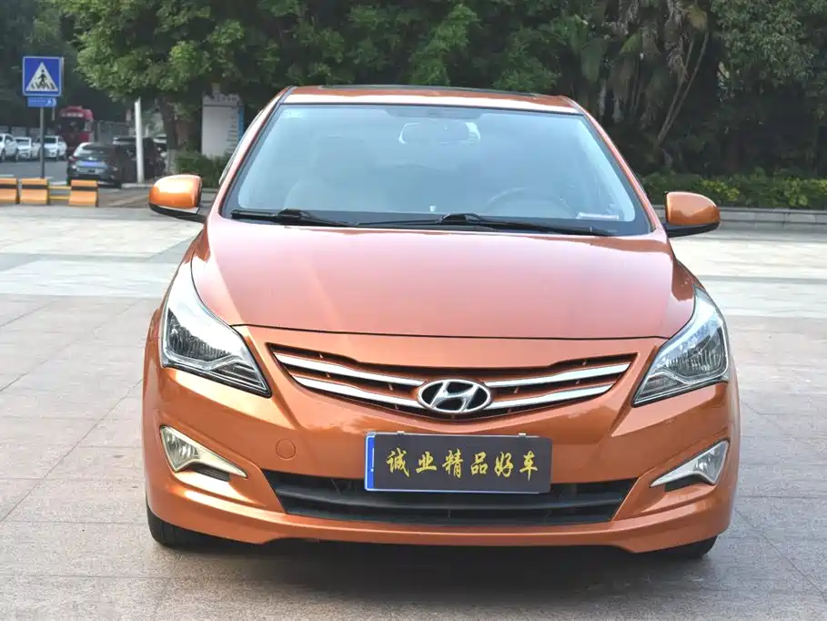 Hyundai Reina 2014 Model 1.4L Automatic GLX фото 2
