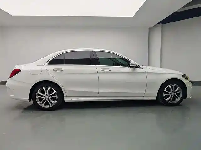 Mercedes-Benz C-Class 2016 C 180 L Sport фото 13